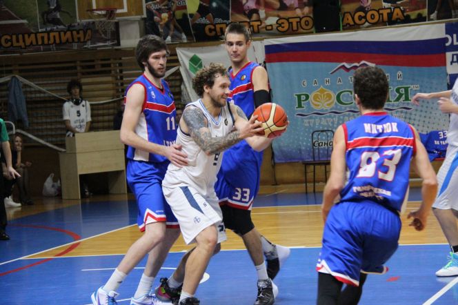 «АлтайБаскет» в матче-открытии сезона в Барнауле нанес поражение «Тамбову» – 81:79