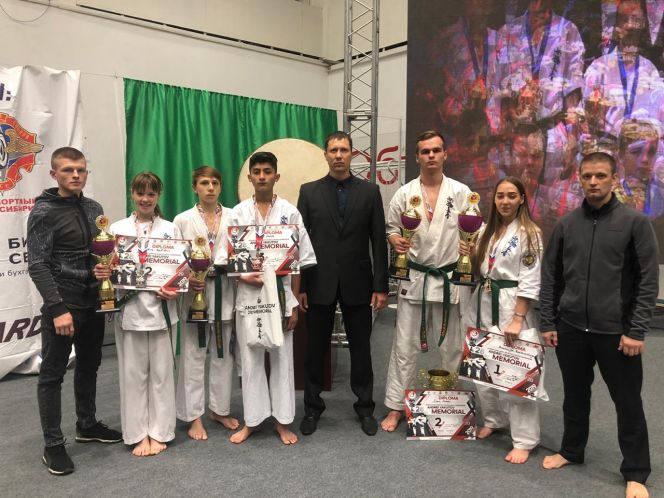 Сборная Алтайского края завоевала 20 медалей на международном Мемориале Якутова