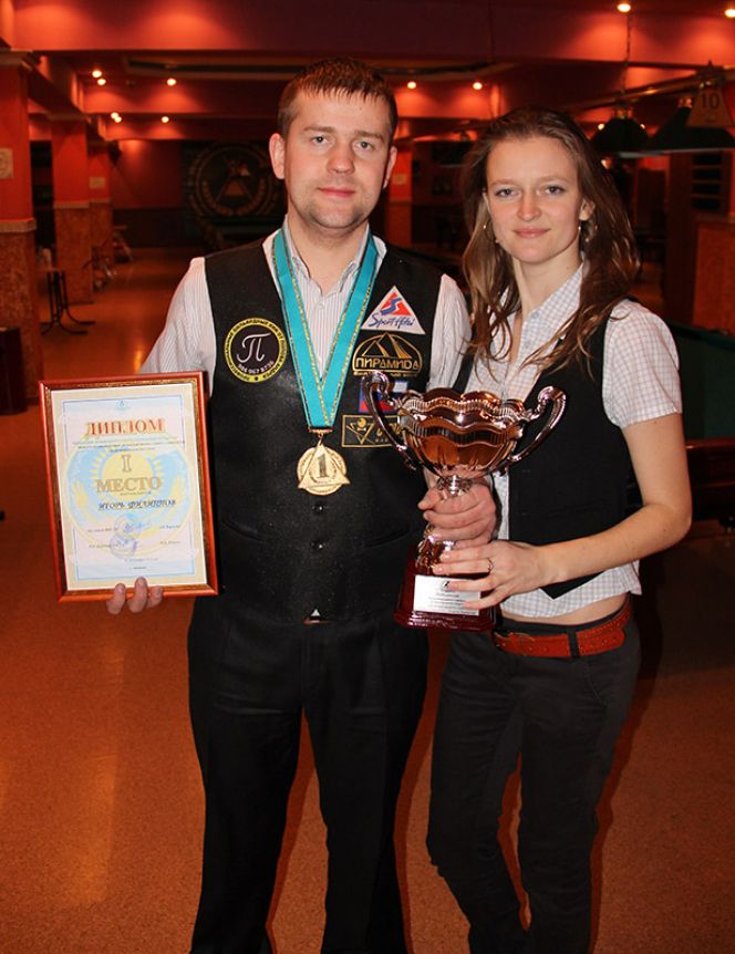 Игорь Филиппов победил на международном турнире по бильярду "Троеборье".