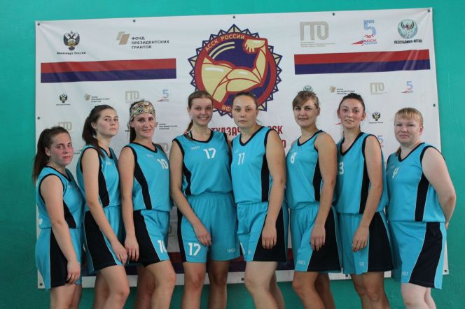 Женская сборная Бийского района выступила на традиционном турнире в Горно-Алтайске