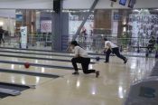 Финальные соревнования краевой спартакиады госслужащих начались с турнира по боулингу