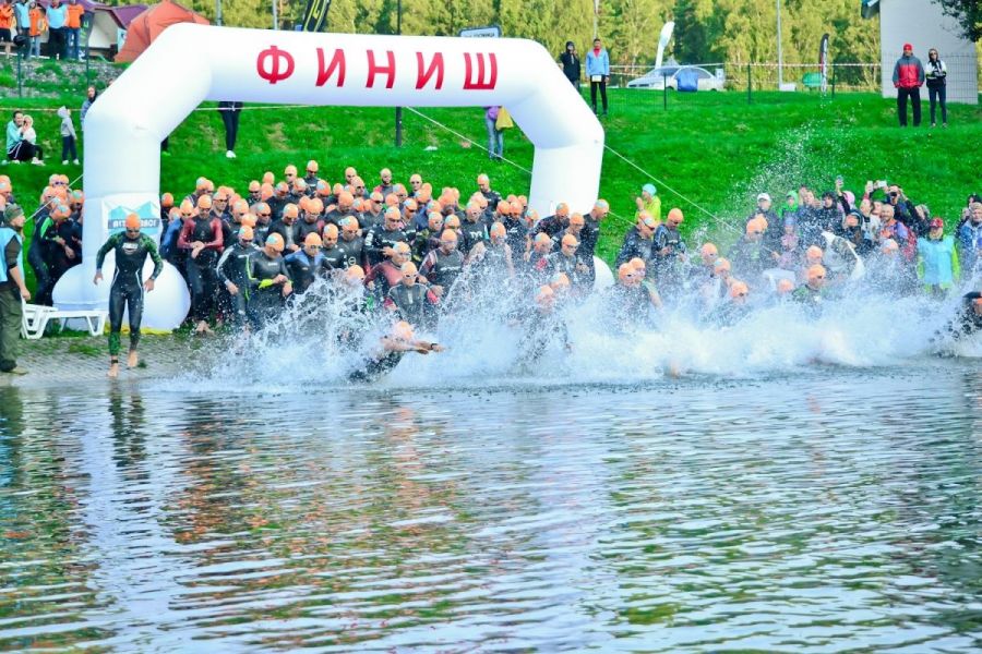 В Алтайском районе на "Бирюзовой Катуни" впервые прошел Сибирский фестиваль триатлона