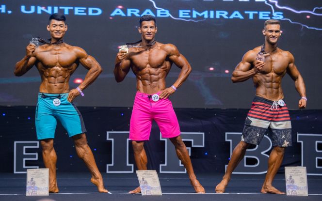 Владислав Алексеев (справа) завоевал бронзу чемпионата мира 