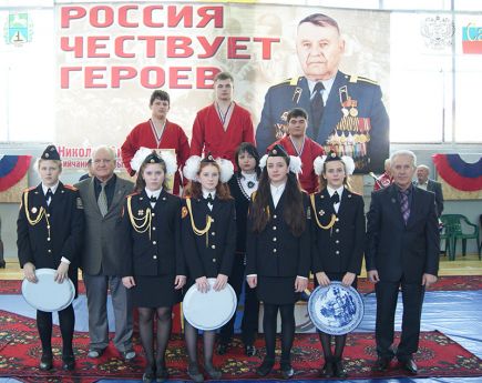 В Бийске состоялся всероссийский турнир на призы полного кавалера ордена Славы Николая Чернышева.