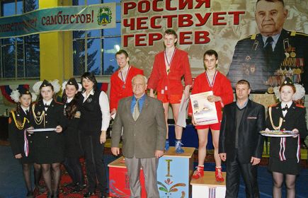 В Бийске состоялся всероссийский турнир на призы полного кавалера ордена Славы Николая Чернышева.