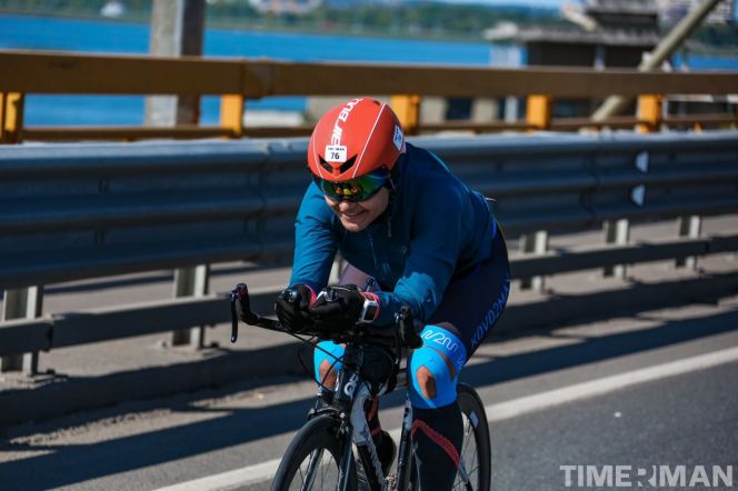 На фото: Елизавета Прохорова на дистанции Timerman Kazan Triathlon Full-2019 