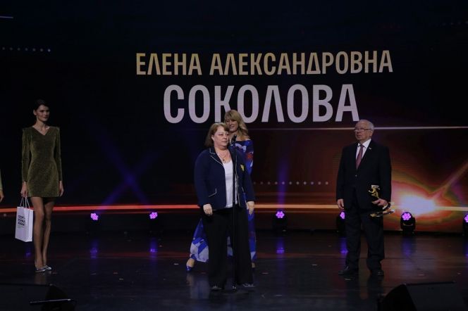 Тренер пловцов-инваспортсменов Елена Соколова из Бийска - лауреат Национальной спортивной премии