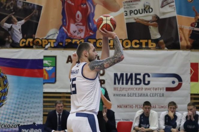 «АлтайБаскет» дома вырвал победу в овертайме у «Чебоксарских Ястребов» – 84:80