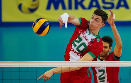 В игре воспитанник СШОР "Заря Алтая" Ильяс Куркаев