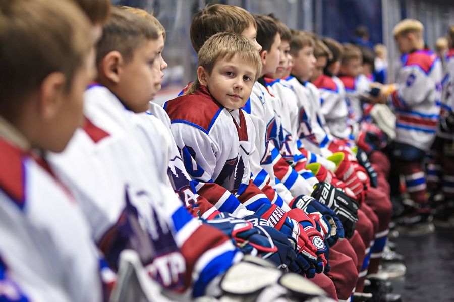 Мальчишки выбирают хоккей. СШОР «Алтай» - первый шаг к большим победам