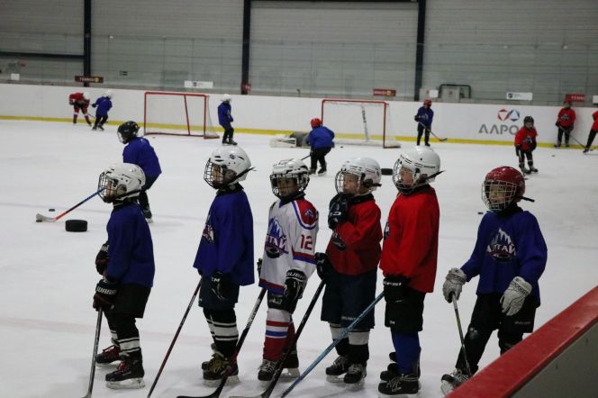 Мальчишки выбирают хоккей. СШОР «Алтай» - первый шаг к большим победам
