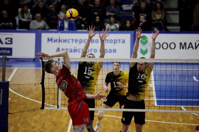 Фото Олега Богданова