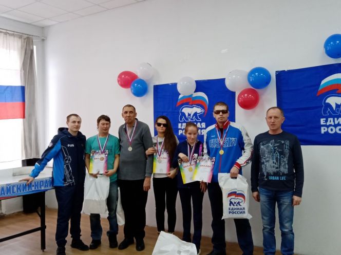 В Бийске прошел краевой фестиваль адаптивного вида спорта по настольному теннису (среди слепых)