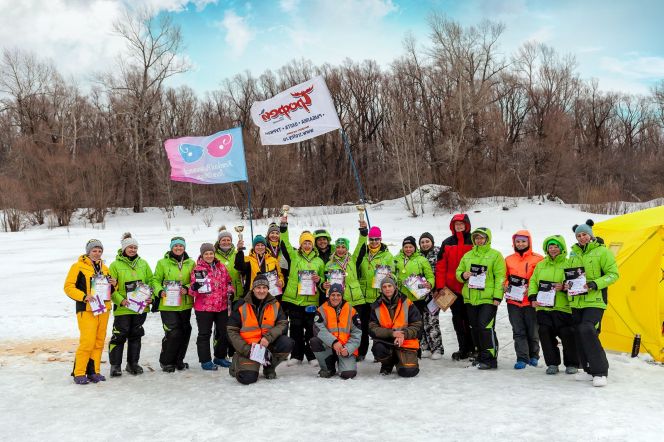 Женская рыболовная лига провела третьи рейтинговые соревнования в зимнем спортивном сезоне 2019/2020. Фото: Сергей Киреев