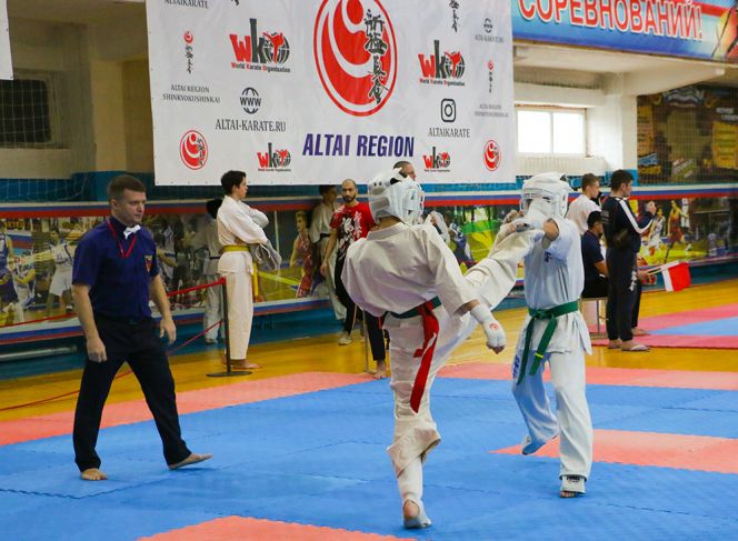 В Барнауле подвели итоги первенства Алтайского края по киокусинкай