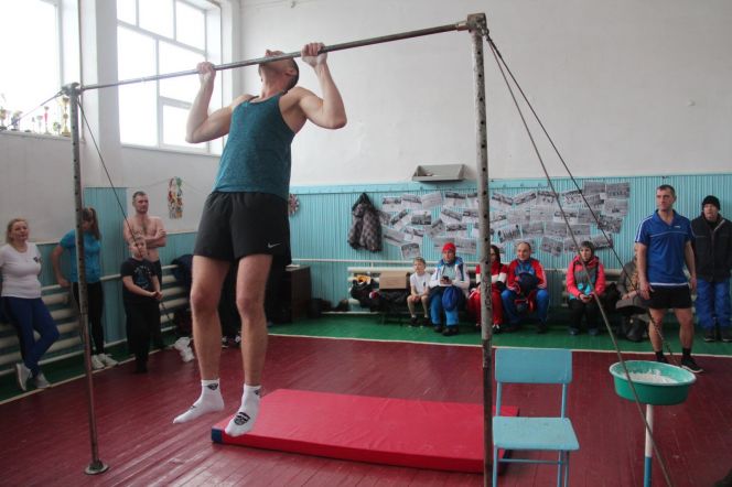 IX зимняя олимпиада городов Алтайского края в Рубцовске. Спортивные семьи. Фото: Иван Блаженко/ Алтайский спорт