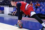 Воспитанник алтайского баскетбола 19-летний Александр Петенев выиграл конкурс бросков сверху на Матче звезд Единой лиги ВТБ (видео)  