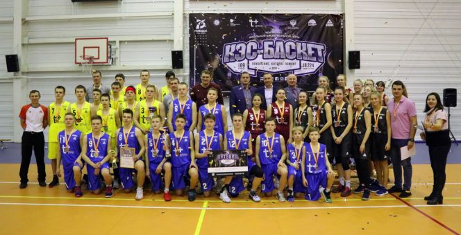 Краевой финал "КЭС-Баскет" выиграли девушки рубцовской гимназии №8 и юноши Степноозёрской СОШ Благовещенского района (фото и видео)