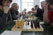 В шахматных соревнованиях олимпиады-2020 уверенно лидируют ребрихинцы (фото + турнирная таблица)