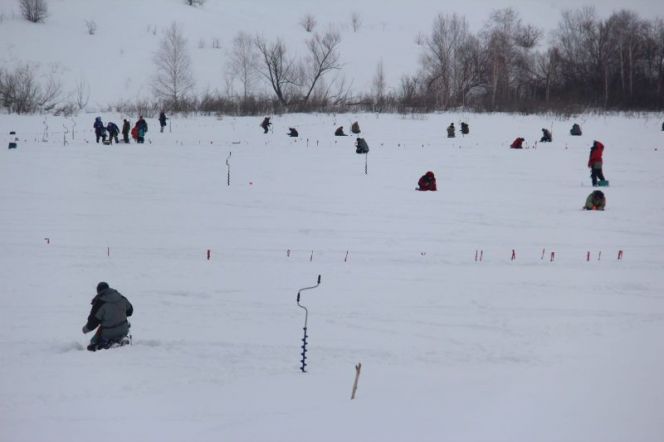 Рыболовы Быстроистокского района - победители олимпиады в рыболовном спорте