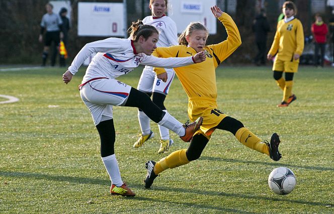 5-6 апреля. Барнаул. СДЮШОР Алексея Смертина. Региональный турнир среди девичьих команд.