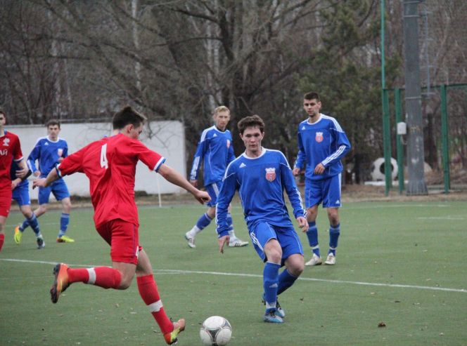 Весенние смотрины