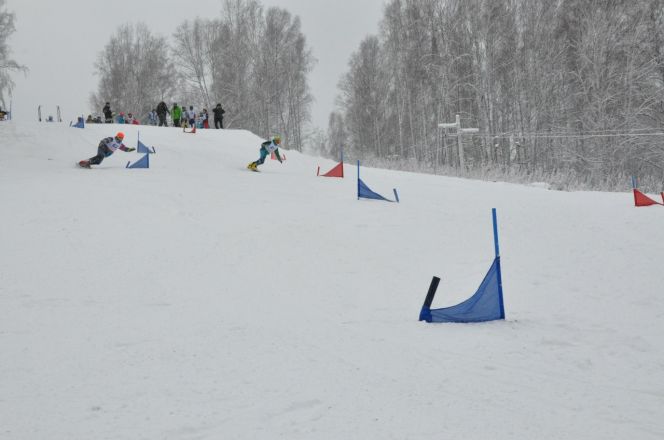Воспитанница СШОР "Горные лыжи" Дарья Фадеева выиграла первенство СФО в дисциплине "параллельный слалом"