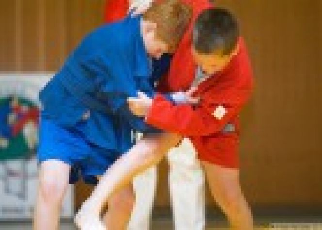 25-27 апреля. Бийск. С/к "Заря". Первенство Сибирского федерального округа среди юношей и девушек 2000-2001 г.р.