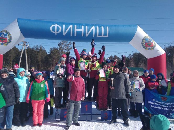 Лыжную часть Спартакиады госслужащих выиграли команды налоговой службы и краевого законодательного собрания