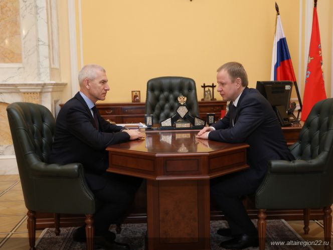 Губернатор Алтайского края Виктор Томенко и министр спорта России Олег Матыцин обсудили вопросы развития спорта в регионе