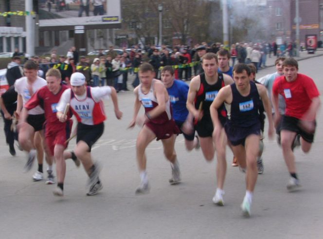 5 мая. Барнаул. Легкоатлетические эстафеты на призы газеты "Алтайская правда".