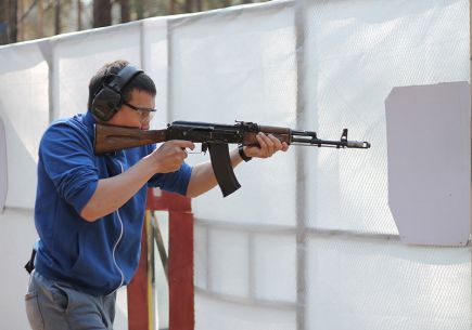 В Барнауле состоялся краевой чемпионат по стрельбе из боевого оружия (фото).