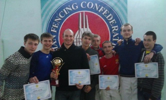 Алтайские саблисты - победители международного турнира в Алма-Ате.
