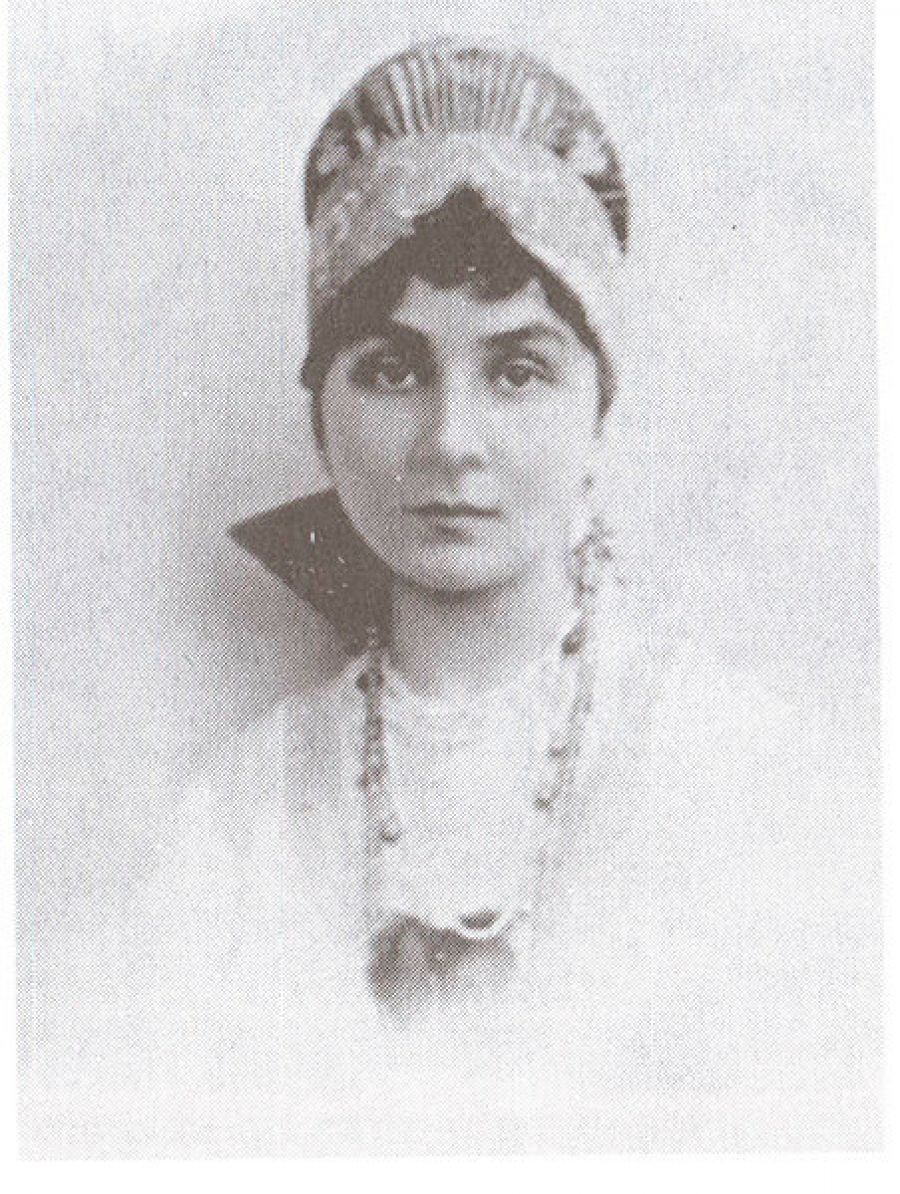 Удивительные истории от Анны Дмитриевой: о Булгакове, Солженицыне, МХАТе, вдове Чехова и даже Фреде Перри