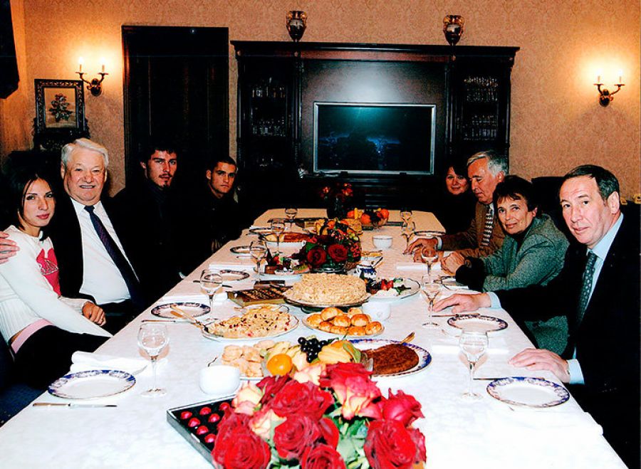 Удивительные истории от Анны Дмитриевой: о Булгакове, Солженицыне, МХАТе, вдове Чехова и даже Фреде Перри