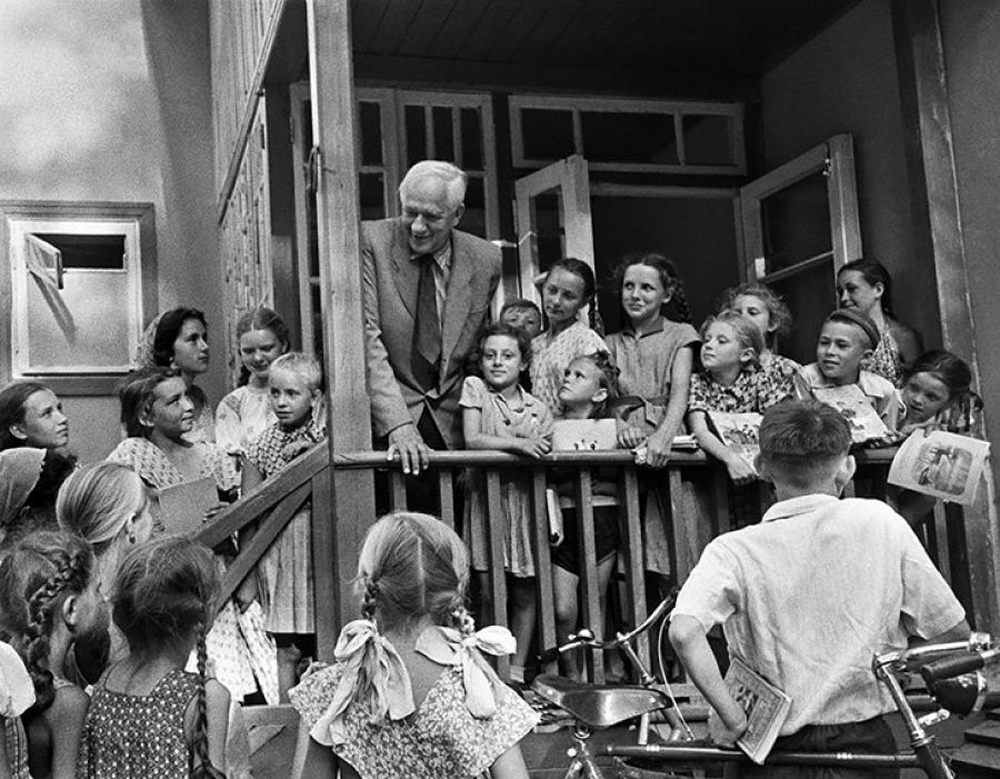 Удивительные истории от Анны Дмитриевой: о Булгакове, Солженицыне, МХАТе, вдове Чехова и даже Фреде Перри