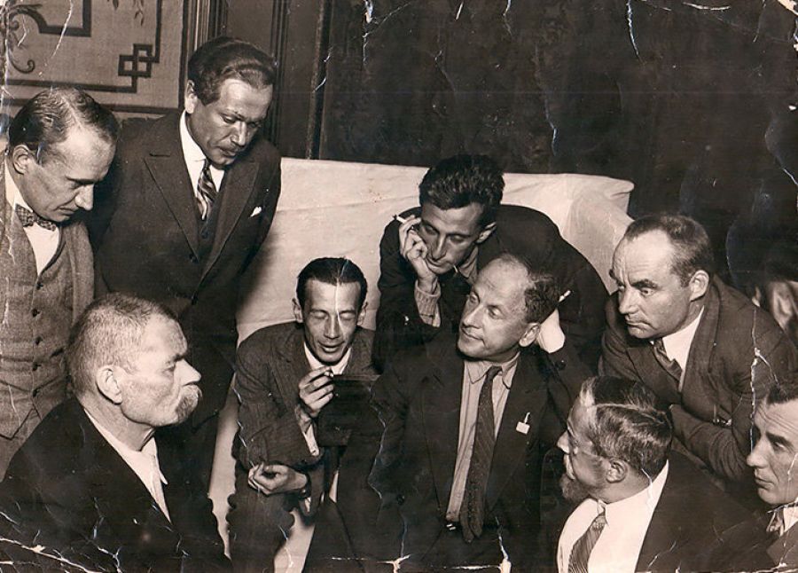 Удивительные истории от Анны Дмитриевой: о Булгакове, Солженицыне, МХАТе, вдове Чехова и даже Фреде Перри