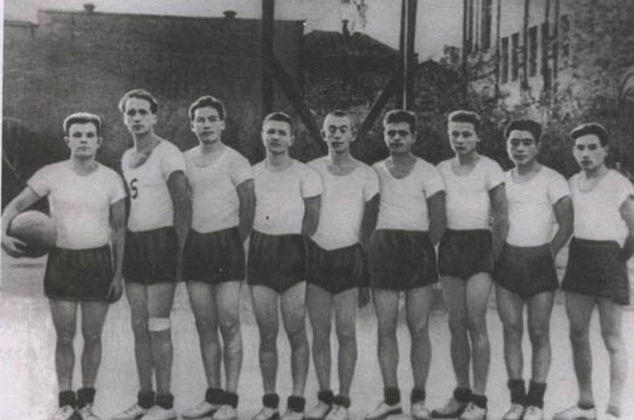 Юра, ты просто космос! Какими видами спорта занимался Гагарин