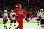 Болельщики назвали гол Андрея Свечникова лучшим в сезоне НХЛ