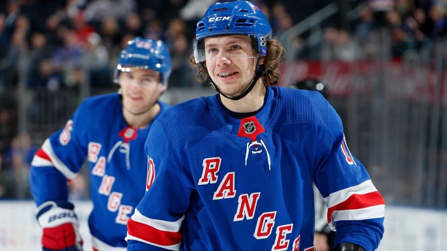 Артемий Панарин