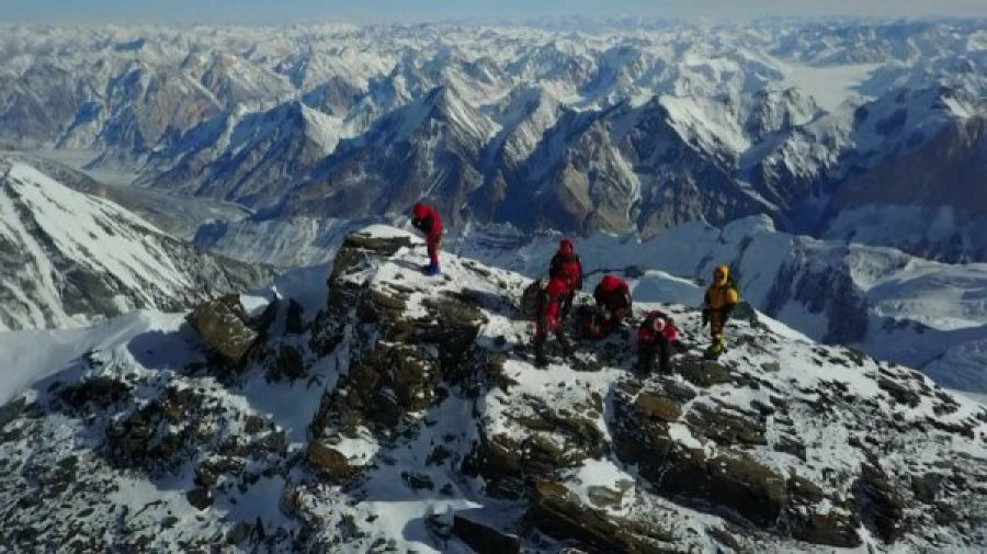 Вершина п. Коммунизма, 31.01.2020. Фото Максима Черкасова 






