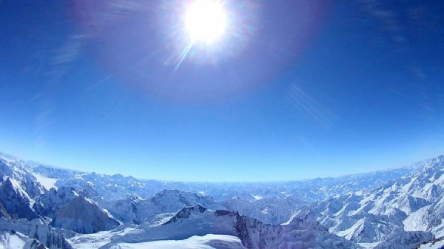 Вид с вершины п.Коммунизма, 08.02.2020. Фото Александра Мороза 







