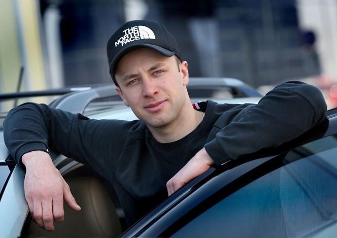 Добавил газа. В этом сезоне  Виктор Муштаков обновил два личных рекорда, стал чемпионом Европы и едва не выиграл общий зачет Кубка мира на самой короткой дистанции