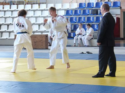 Без проигравших, но с победителями