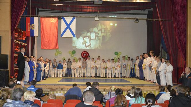 В селе Санниково прошли детско-юношеские соревнования с участием спортсменов Барнаула, Новоалтайска и Первомайского района.