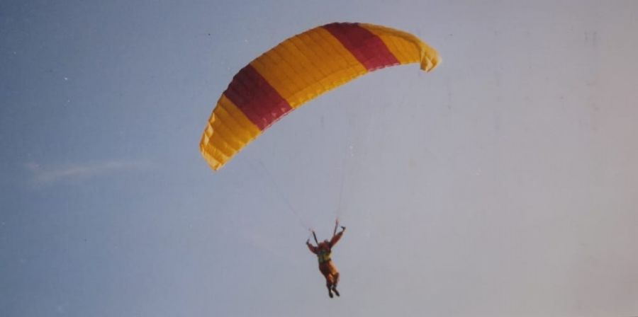 Первый параплан Алтайского края, изготовленный руками Олега Бугуева