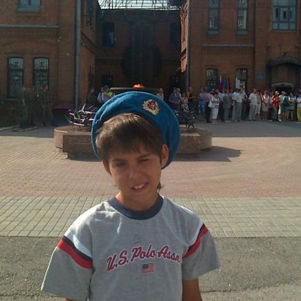 «Мечтаю уехать в топовый чемпионат». Защитник «Динамо» Робинзон Звонков – о тайне имени, детстве на Алтае и женщине-агенте