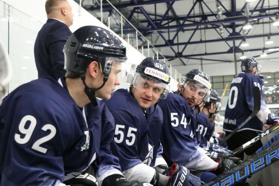 И снова, здравствуйте. С каким настроем алтайские команды выходят из ковидной «спячки» и начинают спортивный сезон