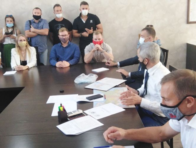 Соблюдать дисциплину и преодолеть "вирусный нигилизм". Главное со встречи министра спорта региона с фитнес-сообществом