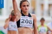 Барнаульская бегунья Полина Миллер украсила обложку журнала "Лёгкая атлетика"